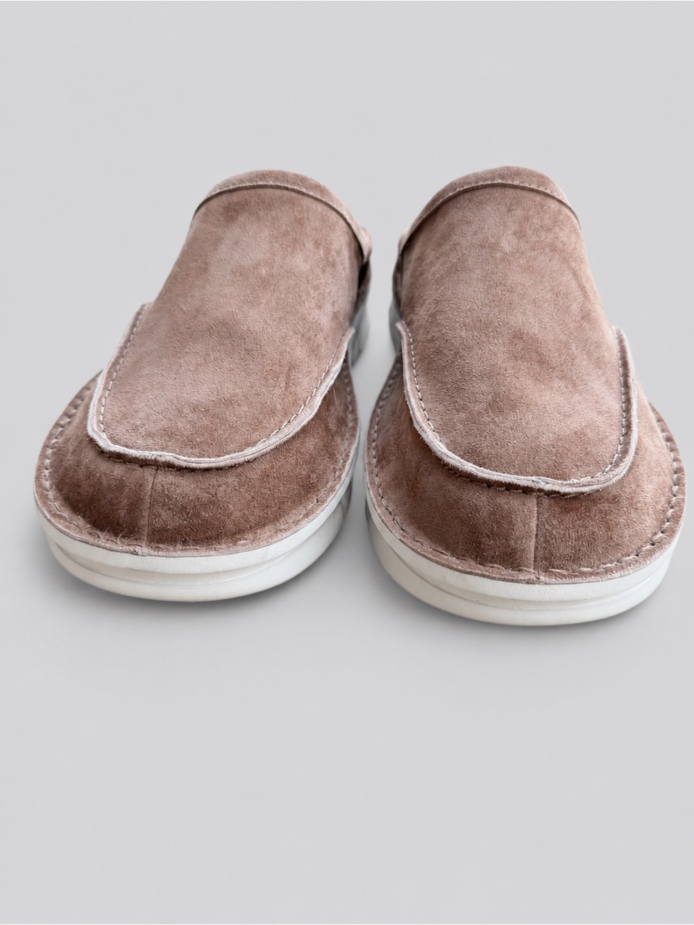 Vionic Uptown Clog Suede Mule – Taupe – Men’s 10.5 Wide - Picture 3 of 9